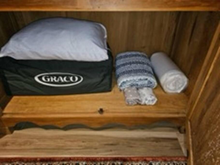 Log Cabin, Hot Tub, Fireplace, Pool Table & Views! Сев'єрвілл Екстер'єр фото